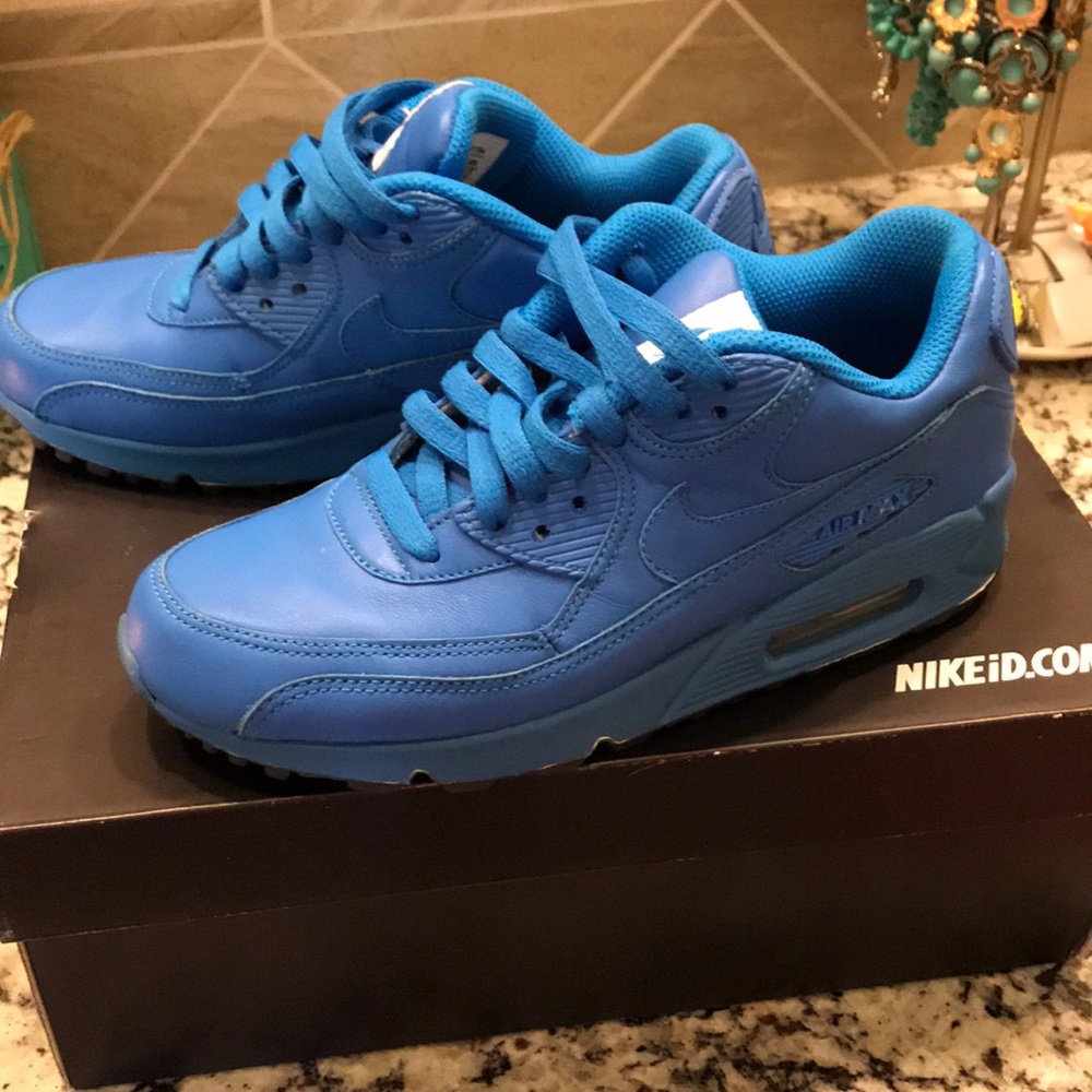 Nike Air Max - women’s 7.0